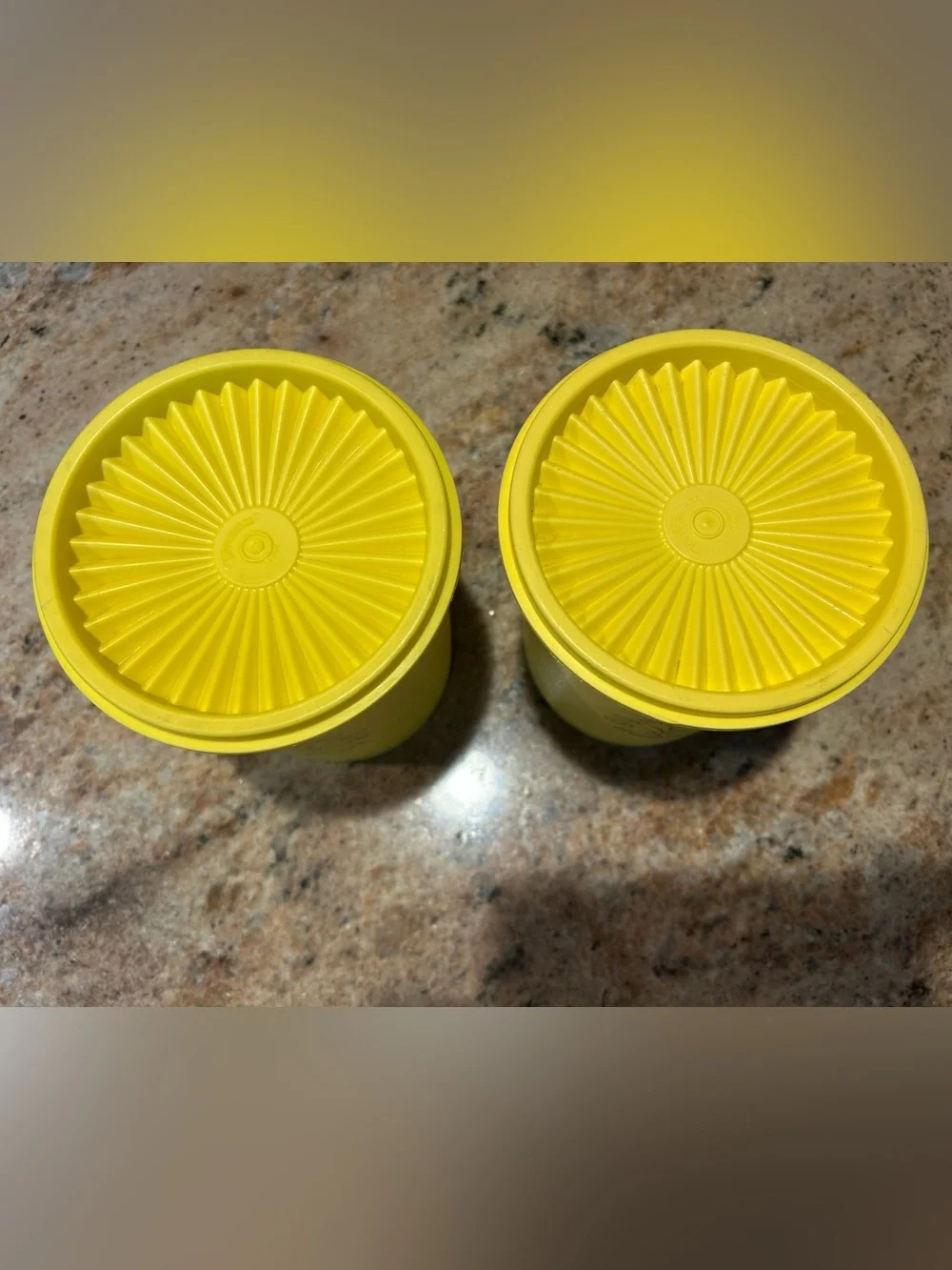 Tupperware Servalier Canister Set (2) Vintage #811-13 #811-14